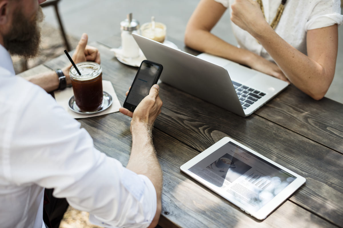 Como usar o LinkedIn para promover o seu negócio agrícola